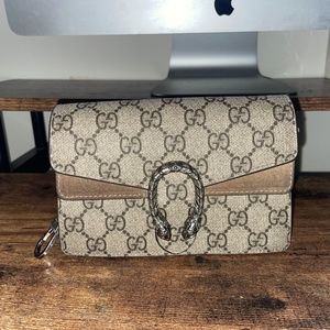 Gucci purse